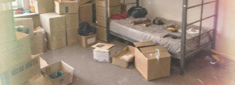 Товары хранили в комнате общежития
