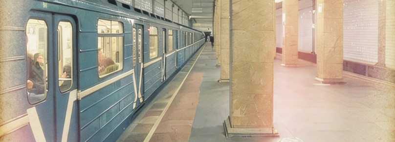 Заказы доставляли сами на метро