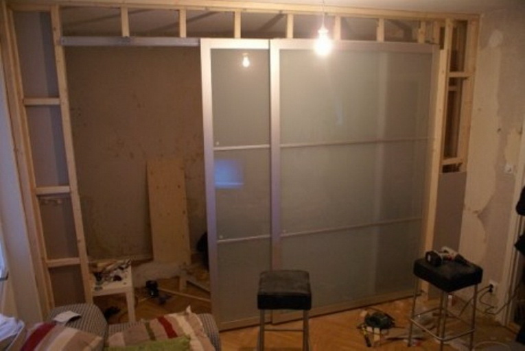 Unique-Sliding-Room-Dividers